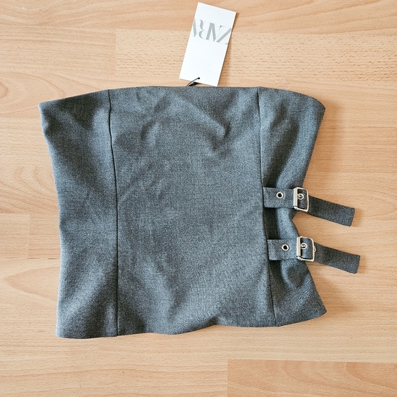 Zara Strapless Grey Buckle Top - Picture 4 of 6
